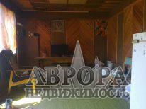 Сдается дача на длительный срок по Новорязанскому шоссе 75 км. от МКАд. Цена 15 тысяч рублей в месяц.