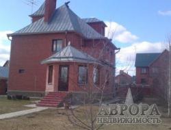 Снять коттедж на сутки и выходные по Новорижскому шоссе 40 км. от МКАД для компании до 15 человек.