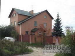 Снять коттедж на выходные на Щелковском шоссе 25 км. от МКАД на компанию 25-30 человек. Цена 28 тысяч рублей.